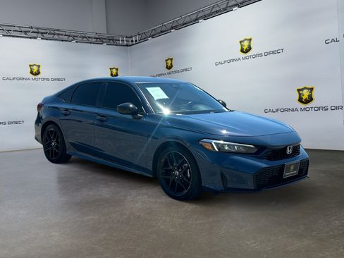 Used 2025 Honda Civic Sport image 7