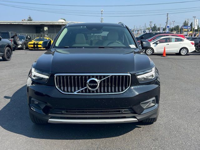 Used 2020 Volvo XC40 T5 Inscription w/ Protection Package Premier AWD/4WD image 4