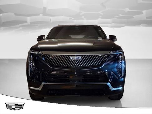 New 2026 Cadillac Escalade IQL Luxury AWD/4WD image 2