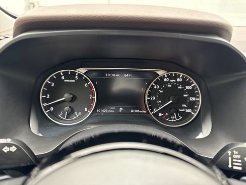 Used 2023 Nissan Rogue SV AWD/4WD image 19