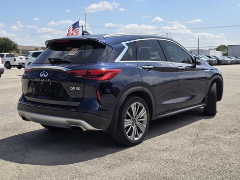 Used 2021 INFINITI QX50 Sensory AWD/4WD image 7