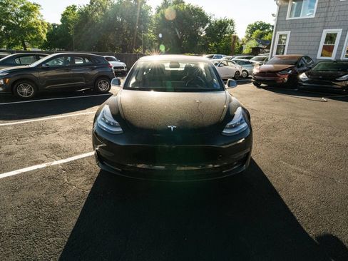 Used 2018 Tesla Model 3 Long Range AWD/4WD image 8
