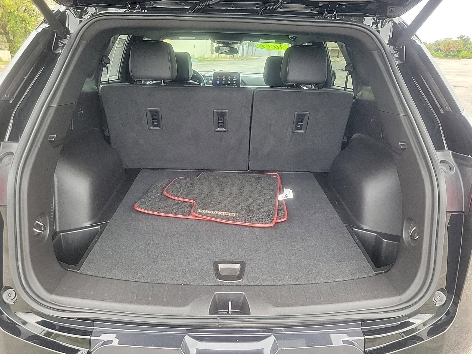 Used 2024 Chevrolet Blazer Premier FWD image 8