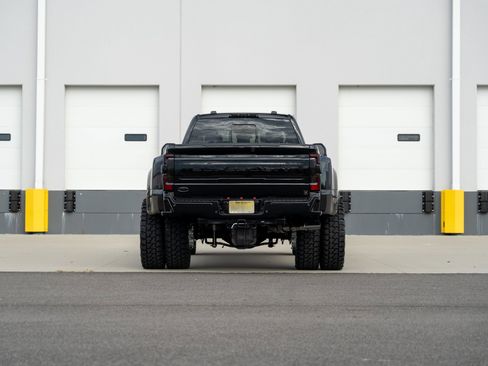 Used 2025 Ford F450 Platinum image 10