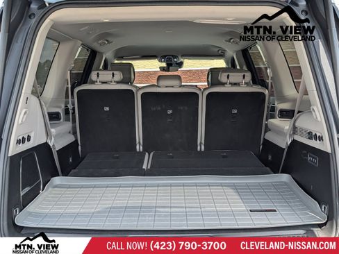 Used 2023 Jeep Wagoneer Series III w/ Convenience Group I AWD/4WD image 26