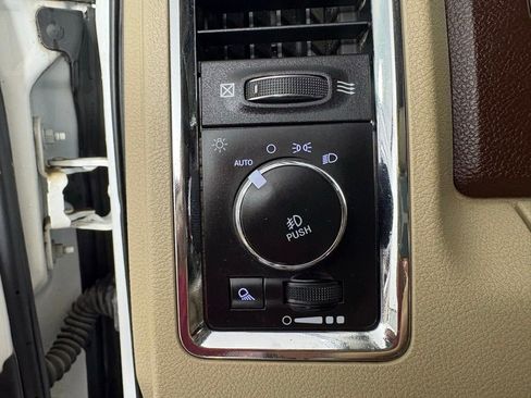 Used 2018 RAM 2500 Laramie AWD/4WD image 19