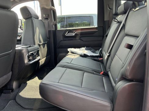 New 2025 GMC Sierra 3500 Denali w/ Denali Reserve Package image 20