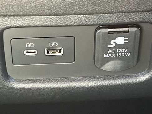 Used 2025 Nissan Pathfinder Platinum w/ Cargo Package FWD image 19