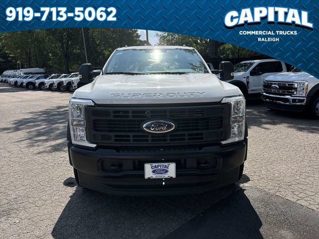 New 2026 Ford F550 4x4 Supercab Super Duty image 4