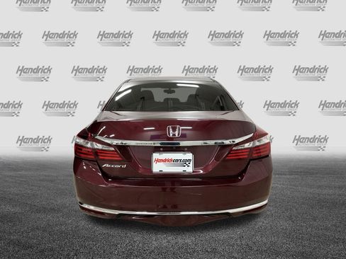 Used 2017 Honda Accord LX image 9