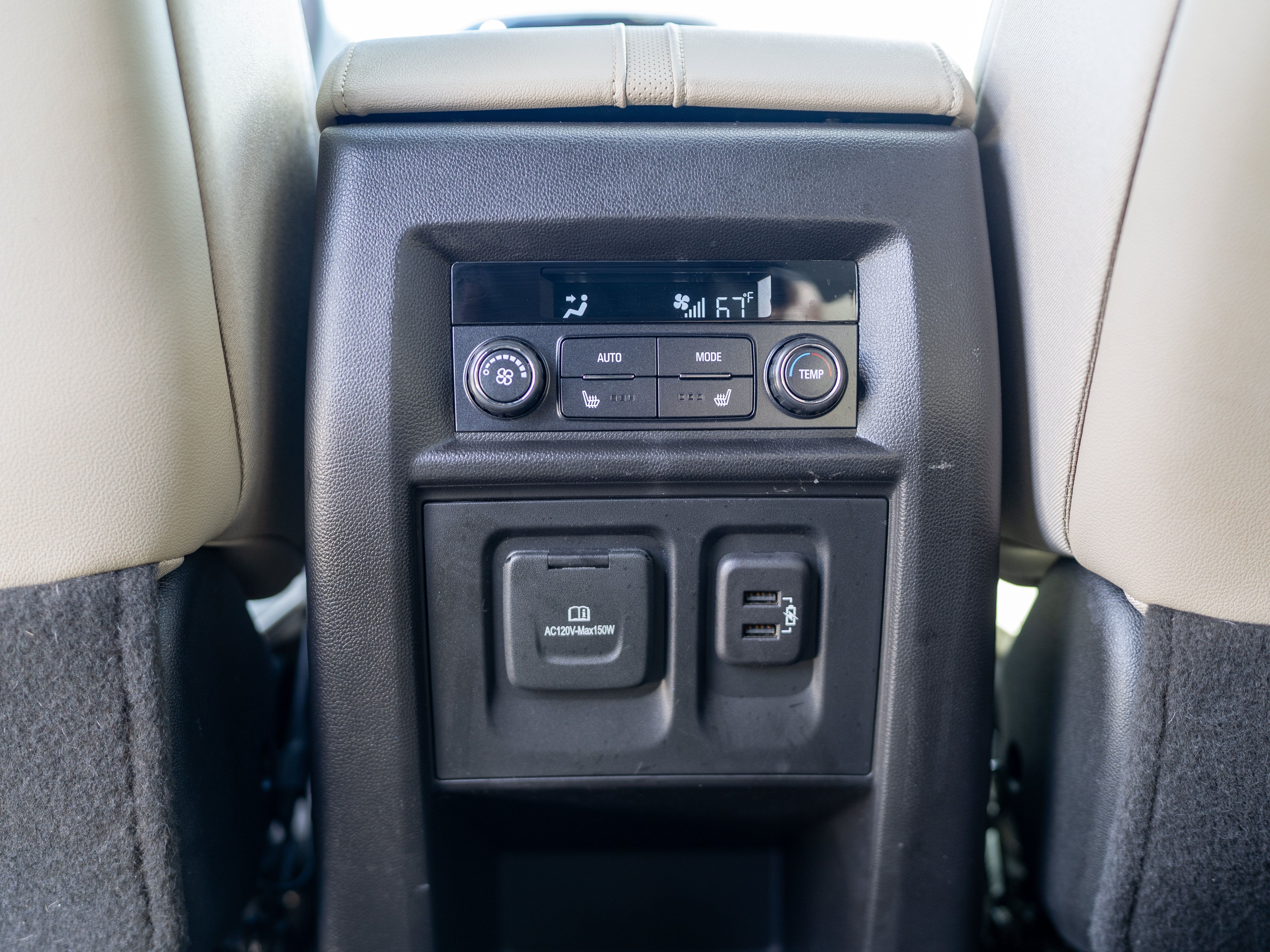 Used 2022 Chevrolet Traverse Premier w/ LPO, Floor Liner Package FWD image 10