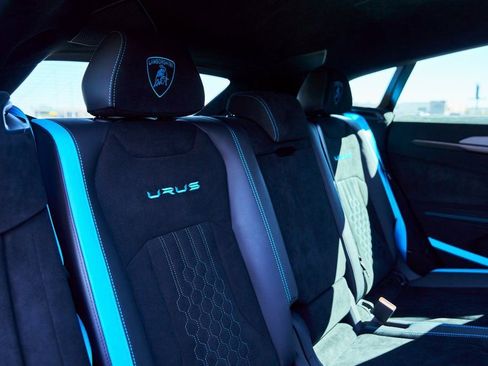 Used 2024 Lamborghini Urus Performante image 53