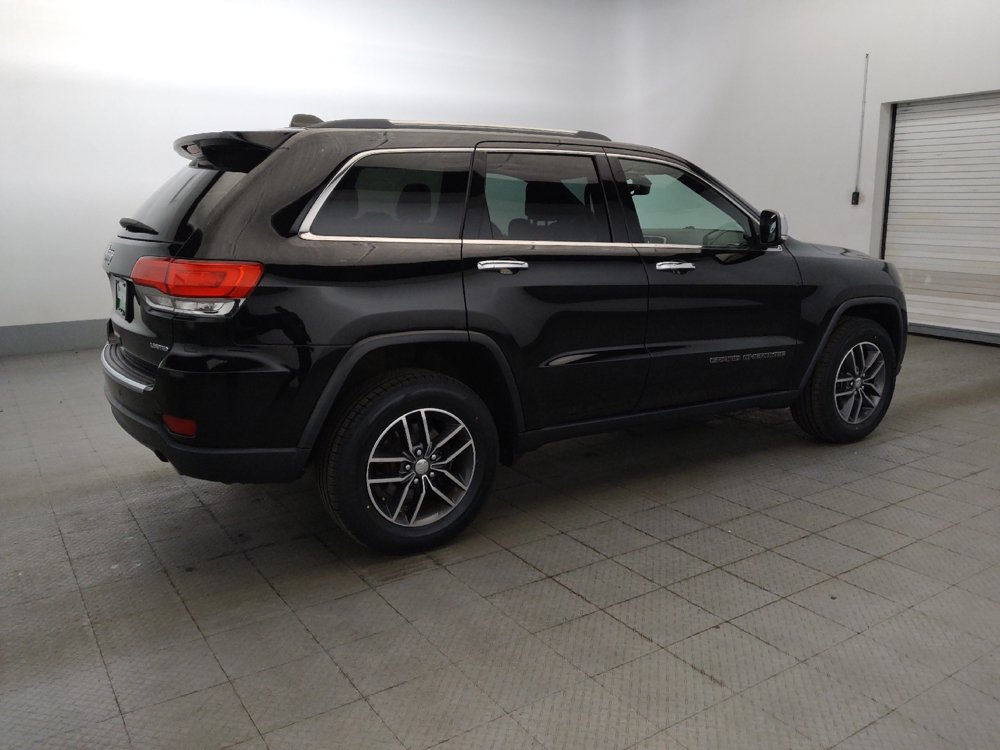 Used 2017 Jeep Grand Cherokee Limited AWD/4WD image 10