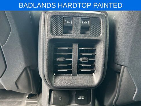 Certified 2025 Ford Bronco Badlands AWD/4WD image 15