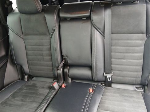 Used 2022 Mitsubishi Outlander SE image 13