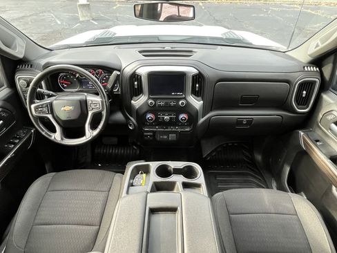Used 2022 Chevrolet Silverado 2500 LT w/ Convenience Package image 10