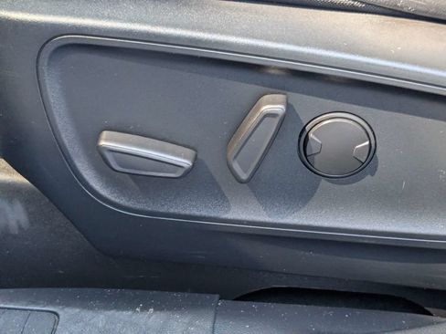 Used 2022 Ford Escape Titanium w/ Class II Trailer Tow Package FWD image 32
