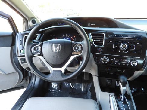 Used 2013 Honda Civic Hybrid Sedan image 38
