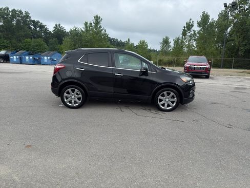 Used 2017 Buick Encore Essence w/ Experience Buick Package FWD image 7
