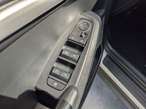 Certified 2025 Kia Seltos LX AWD/4WD image 19