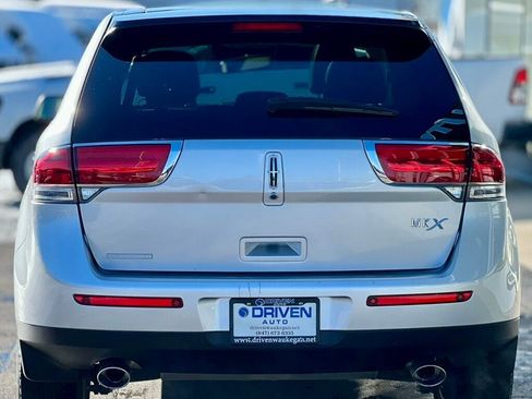 Used 2014 Lincoln MKX AWD w/ Equipment Group 102A image 32