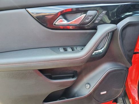 Certified 2023 Chevrolet Blazer RS w/ Enhanced Convenience Package FWD image 18