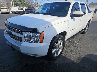 Used 2010 Chevrolet Avalanche LT w/ Luxury Package