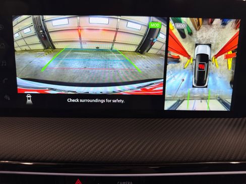 Used 2025 Nissan Kicks SR image 15