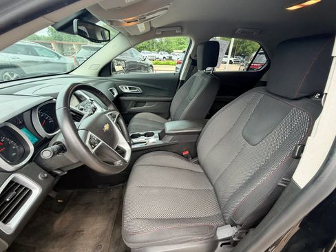 Used 2017 Chevrolet Equinox LT w/ Convenience Package FWD image 18