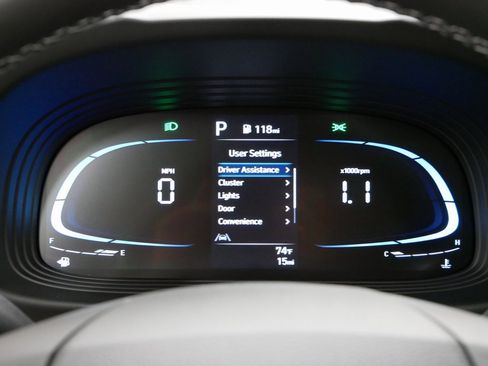 New 2025 Hyundai Venue SEL image 25