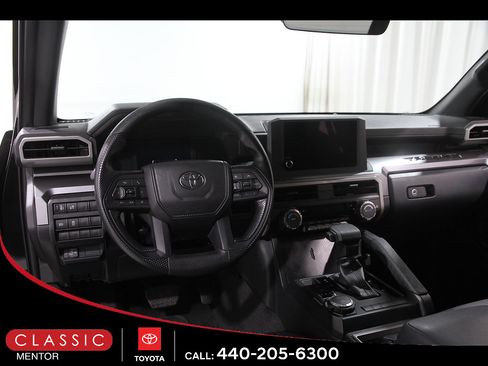 Used 2026 Toyota Tacoma SR5 AWD/4WD image 6