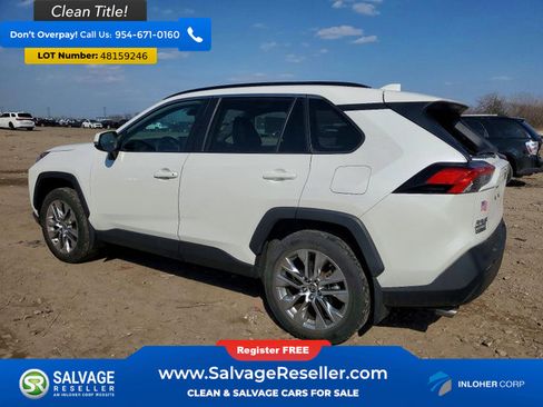 Used 2021 Toyota RAV4 XLE Premium AWD/4WD image 3