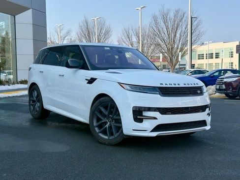 Used 2023 Land Rover Range Rover Sport SE Dynamic image 2