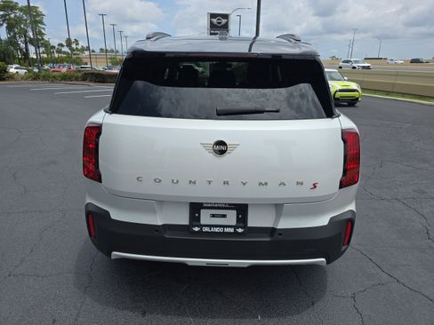 Used 2025 MINI Cooper Countryman S w/ Comfort Package Max image 5