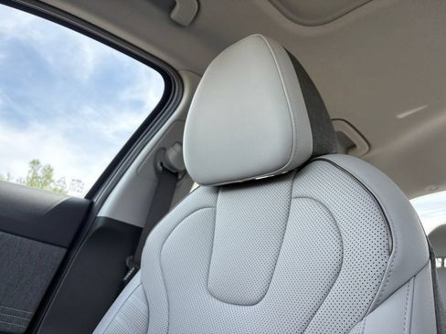 New 2026 Hyundai Elantra Limited FWD image 20