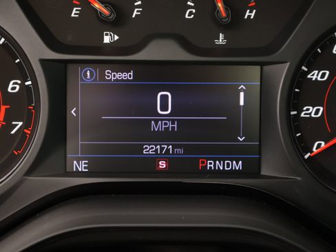 Used 2023 Chevrolet Camaro LT w/ RS Package RWD image 5