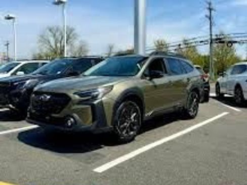 Certified 2025 Subaru Outback Onyx Edition AWD/4WD image 15