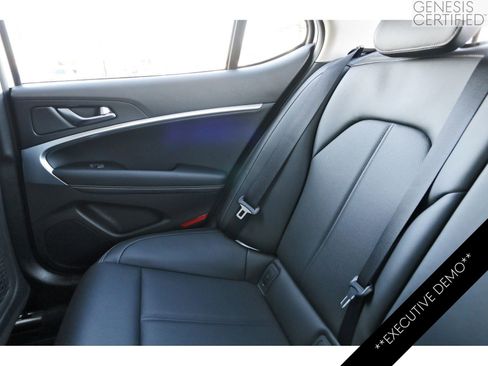 Used 2026 Genesis G70 2.5T image 14