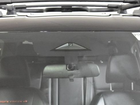 Certified 2025 Nissan Rogue SV AWD/4WD image 40