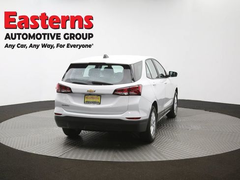 Used 2022 Chevrolet Equinox LS FWD image 37