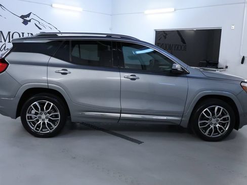 Used 2023 GMC Terrain Denali AWD/4WD image 8