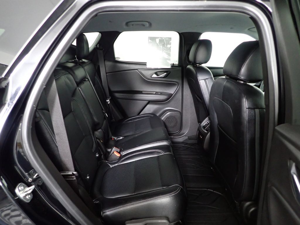 Used 2021 Chevrolet Blazer LT AWD/4WD image 36