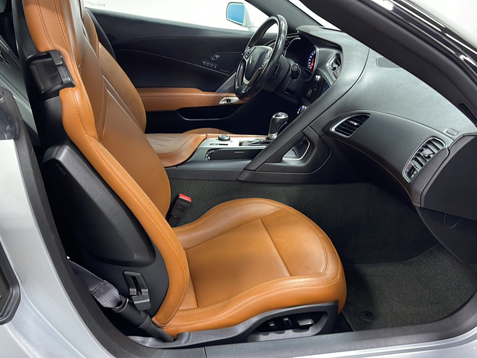 Used 2015 Chevrolet Corvette Stingray Convertible w/ 2LT Preferred Equipment Group RWD image 20