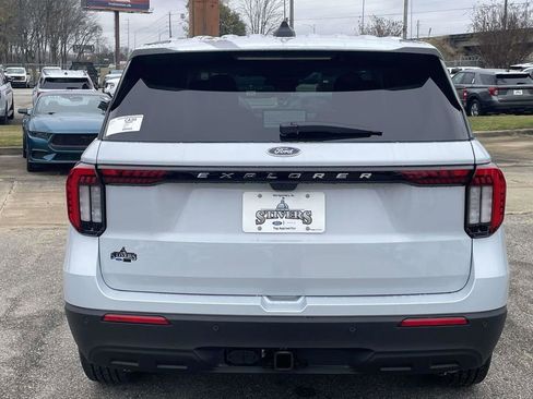 New 2026 Ford Explorer Active image 4