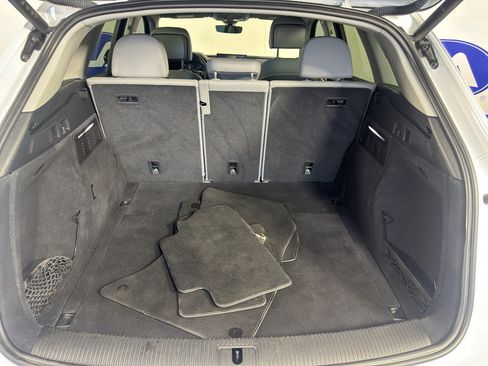 Used 2023 Audi Q5 2.0T Premium image 36