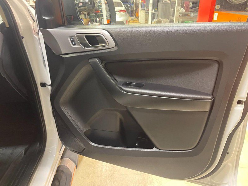 Used 2022 Ford Ranger XLT w/ Equipment Group 301A Mid AWD/4WD image 8