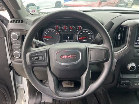 Used 2023 GMC Sierra 2500 Pro w/ Convenience Package image 17