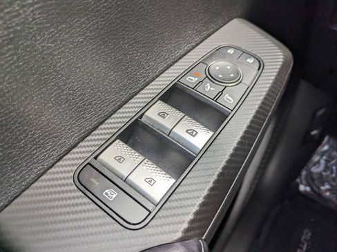 Used 2024 Mitsubishi Outlander SE FWD image 21
