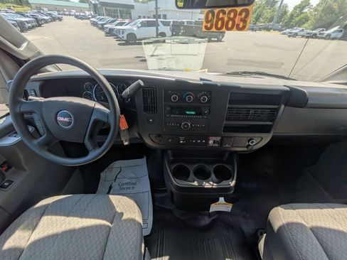 New 2026 GMC Savana 3500 Extended w/ Power Convenience Package RWD image 23