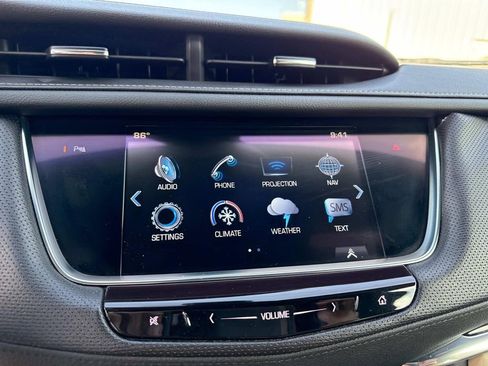 Used 2017 Cadillac XT5 Luxury w/ Driver Awareness Package image 23